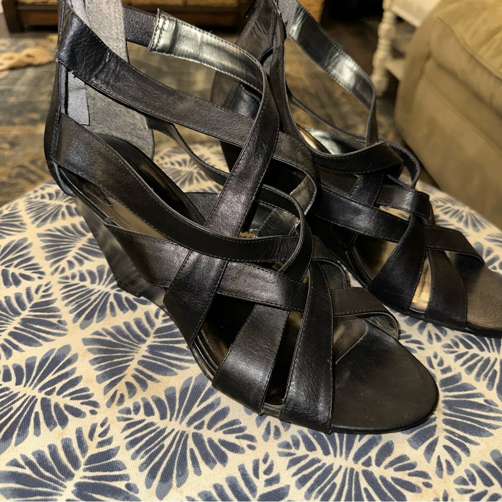 Worthington strappy wedge sandal black sz 11 b4